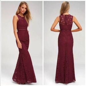 Lulu’s small burgundy lace dress NEW